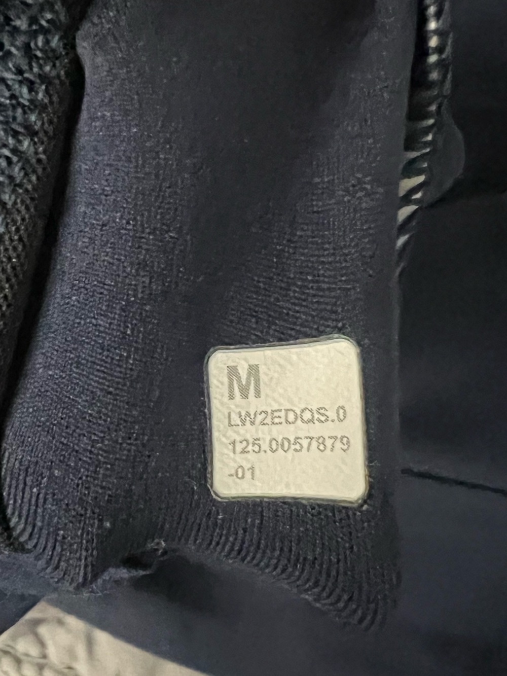 Lululemon focuser bra C/D navy size medium. Good used condition. - Picture 5 of 5